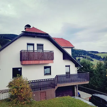Дом отдыха House On The Hill Ojstrica